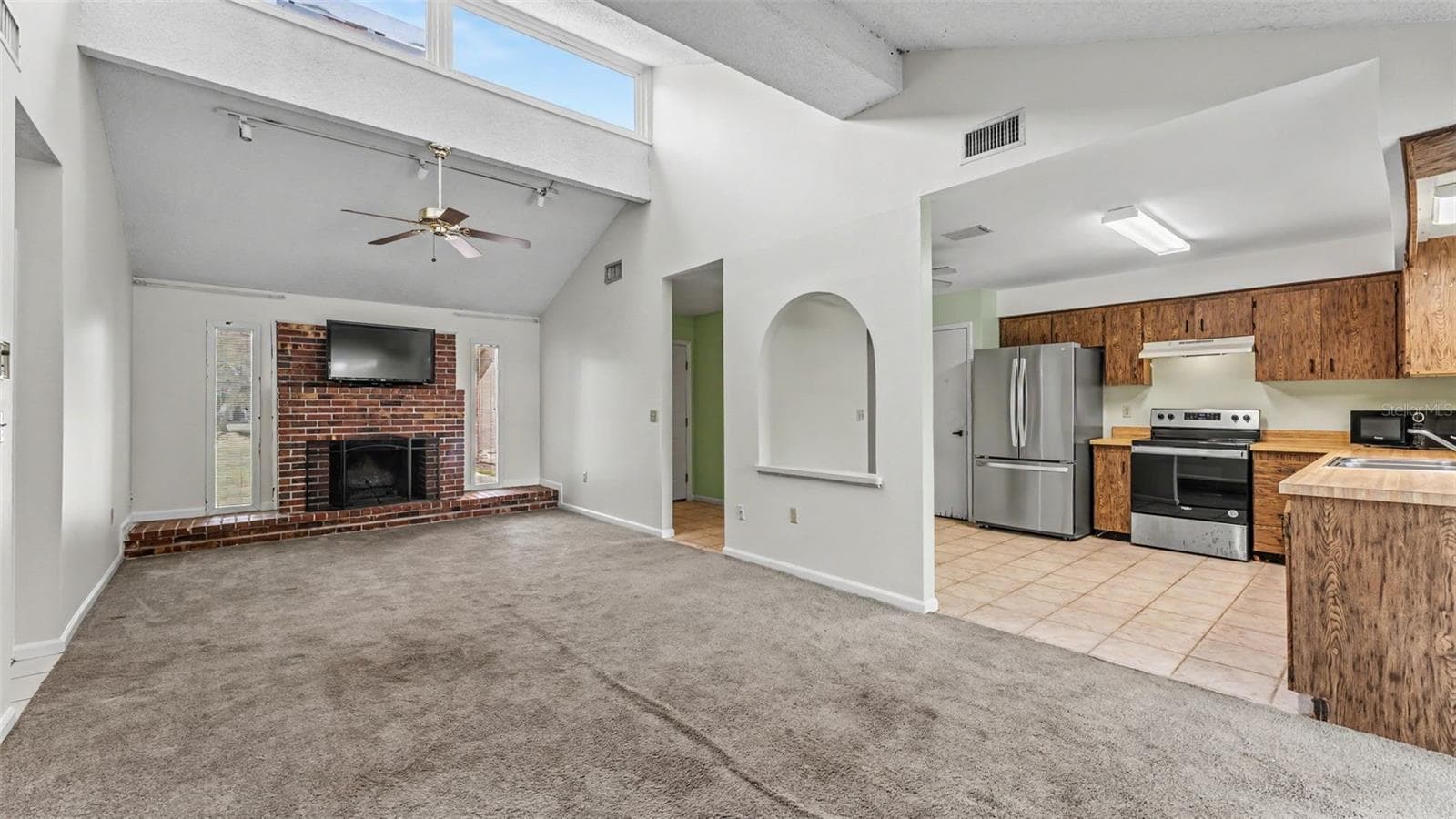 Single Family Residence at 2236 COUNTRY LOOP N, LAKELAND, photo 13 of 36