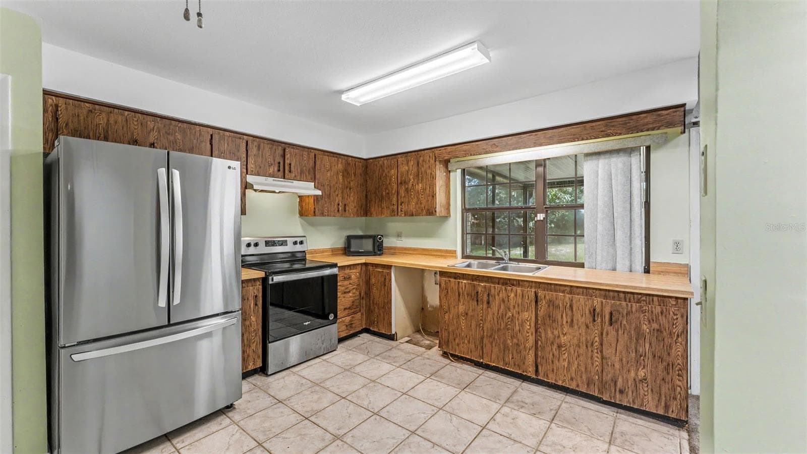 Single Family Residence at 2236 COUNTRY LOOP N, LAKELAND, photo 15 of 36