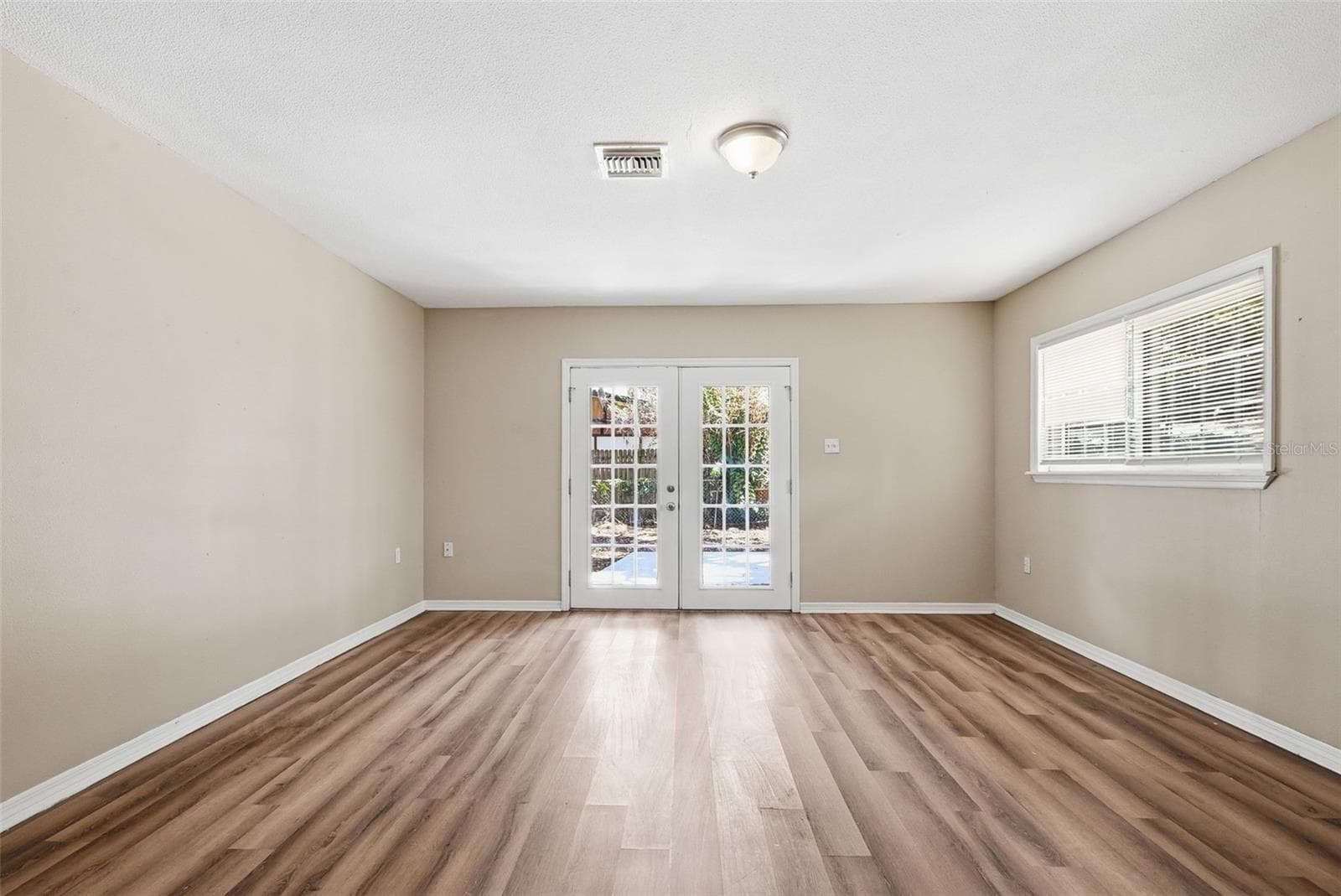 Single Family Residence at 509 SCENIC ST, LEESBURG, photo 24 of 39