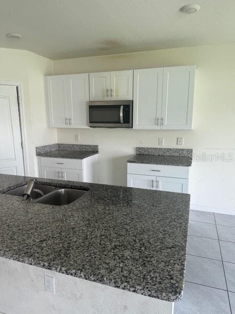 Granite Countertops and Beautiful Kitchen Cabinets! - 1550 OAK RESERVE DR, KISSIMMEE