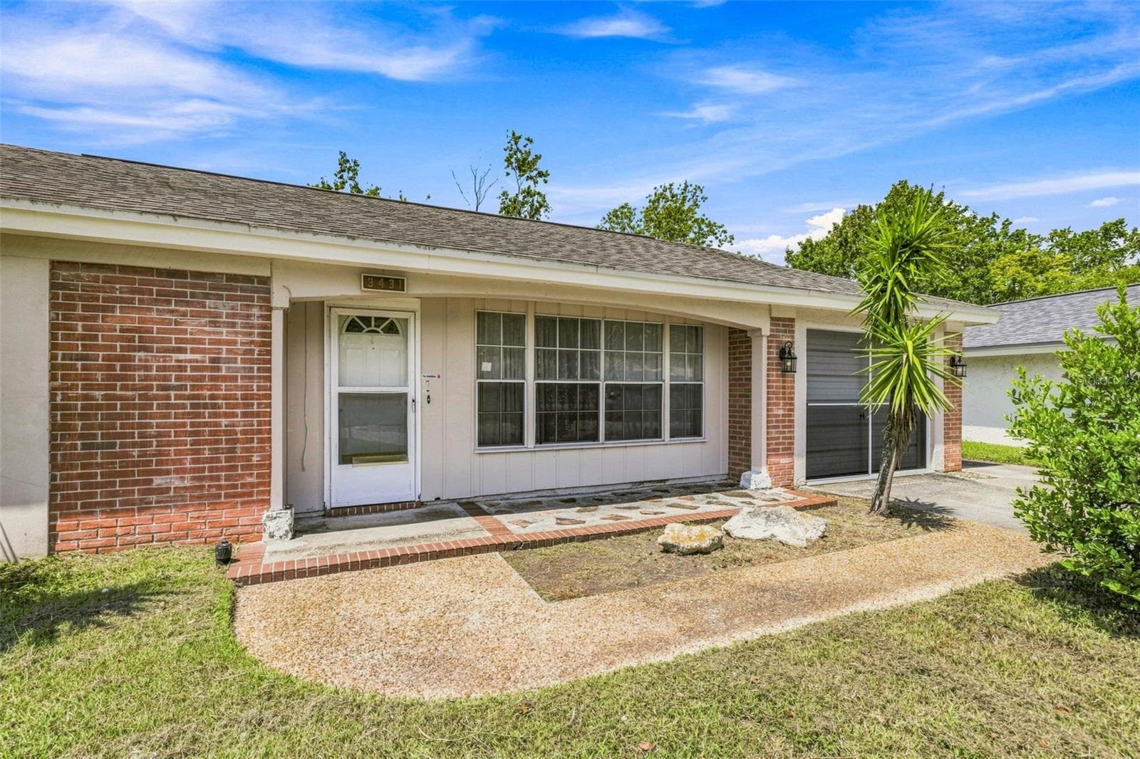 Side walk to Front Door - 3431 OVERLAND DR, HOLIDAY