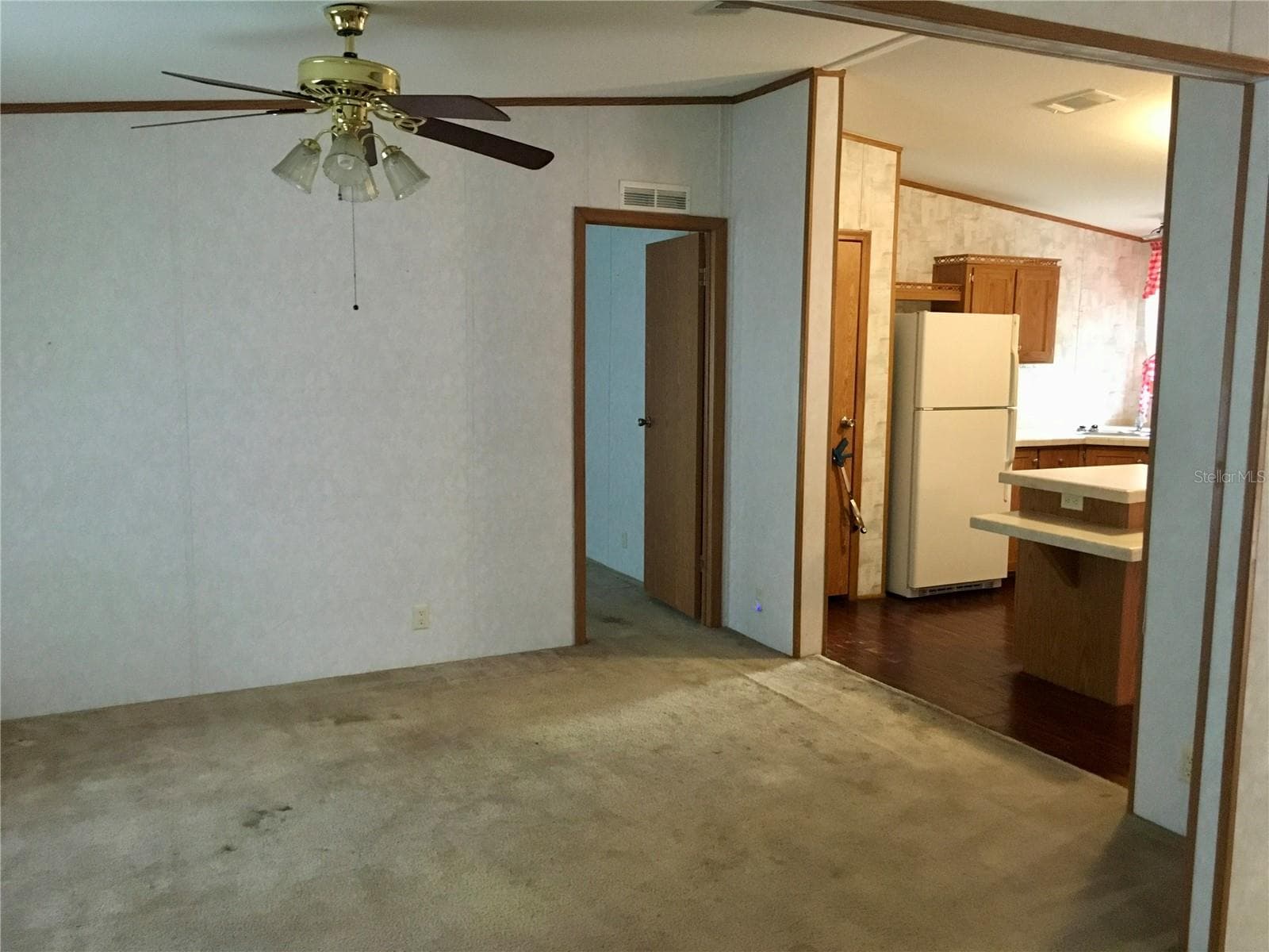Manufactured Home at 5990 NE 101ST AVE, BRONSON, photo 4 of 23