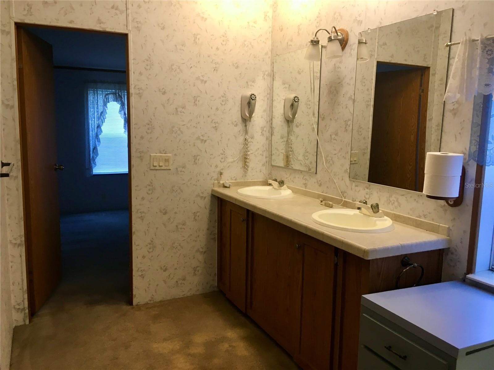 Manufactured Home at 5990 NE 101ST AVE, BRONSON, photo 11 of 23