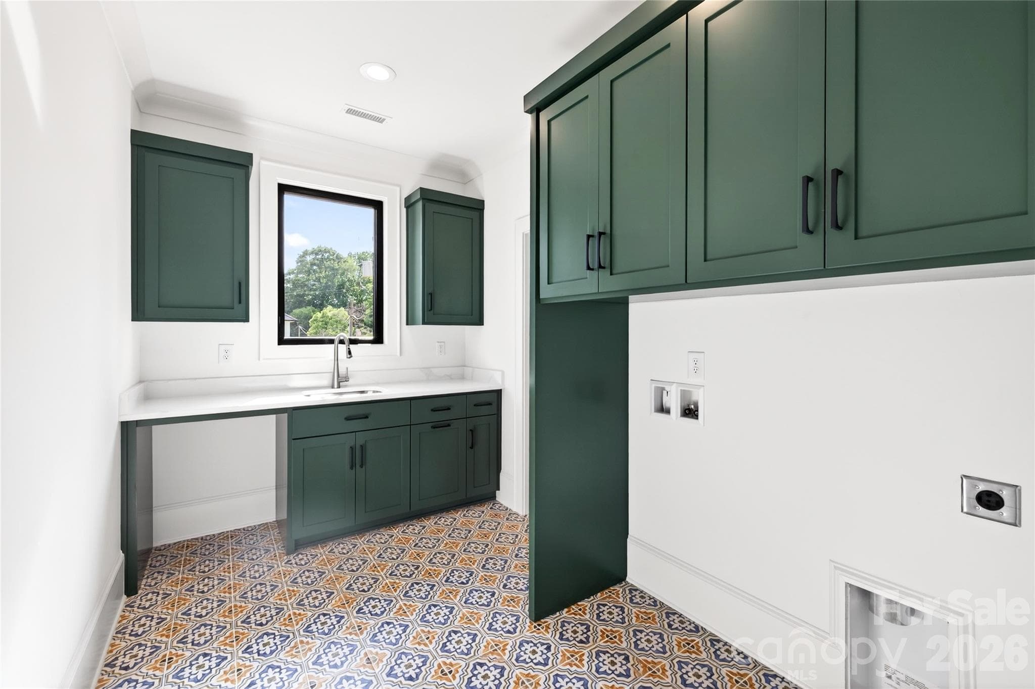 Single Family Residence at 709 Bertonley Avenue, Charlotte, photo 26 of 47