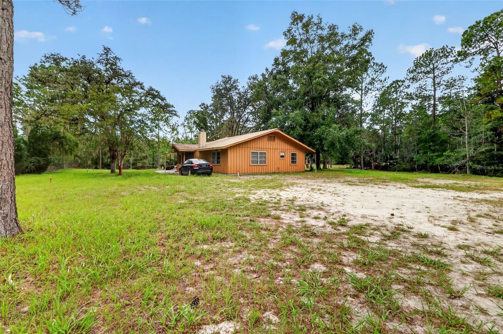 Additional views of the rear of the house - 24939 OLD DEER RD, PAISLEY