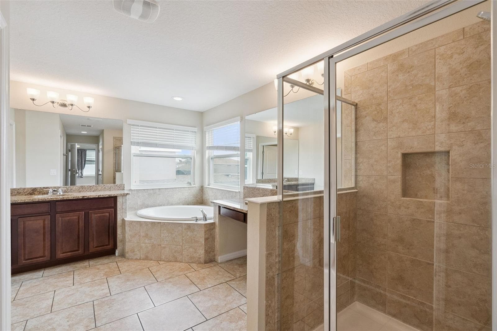 Single Family Residence at 2230 J LAWSON BLVD, ORLANDO, photo 5 of 89