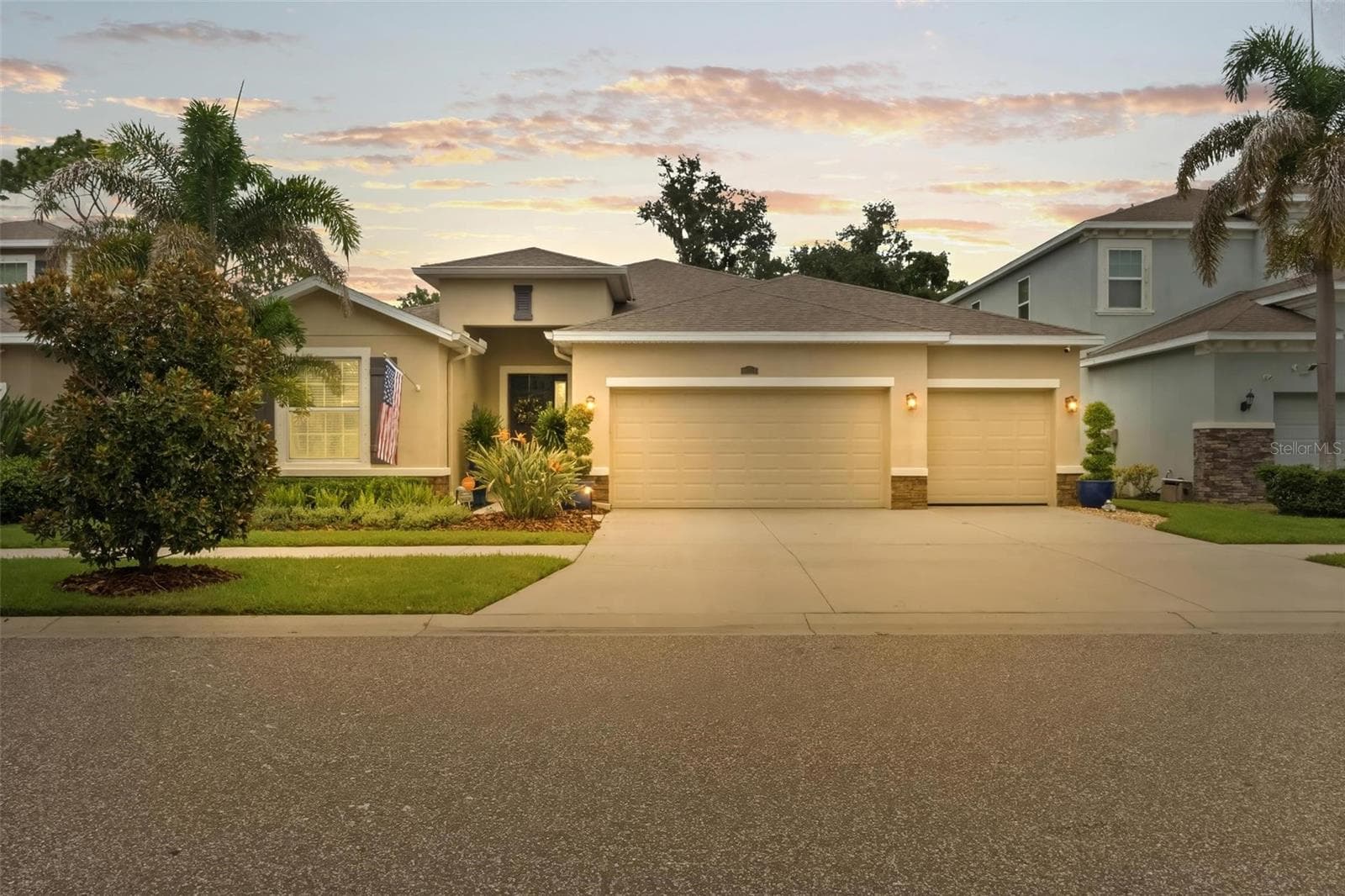 10321 RIVERDALE RISE DR