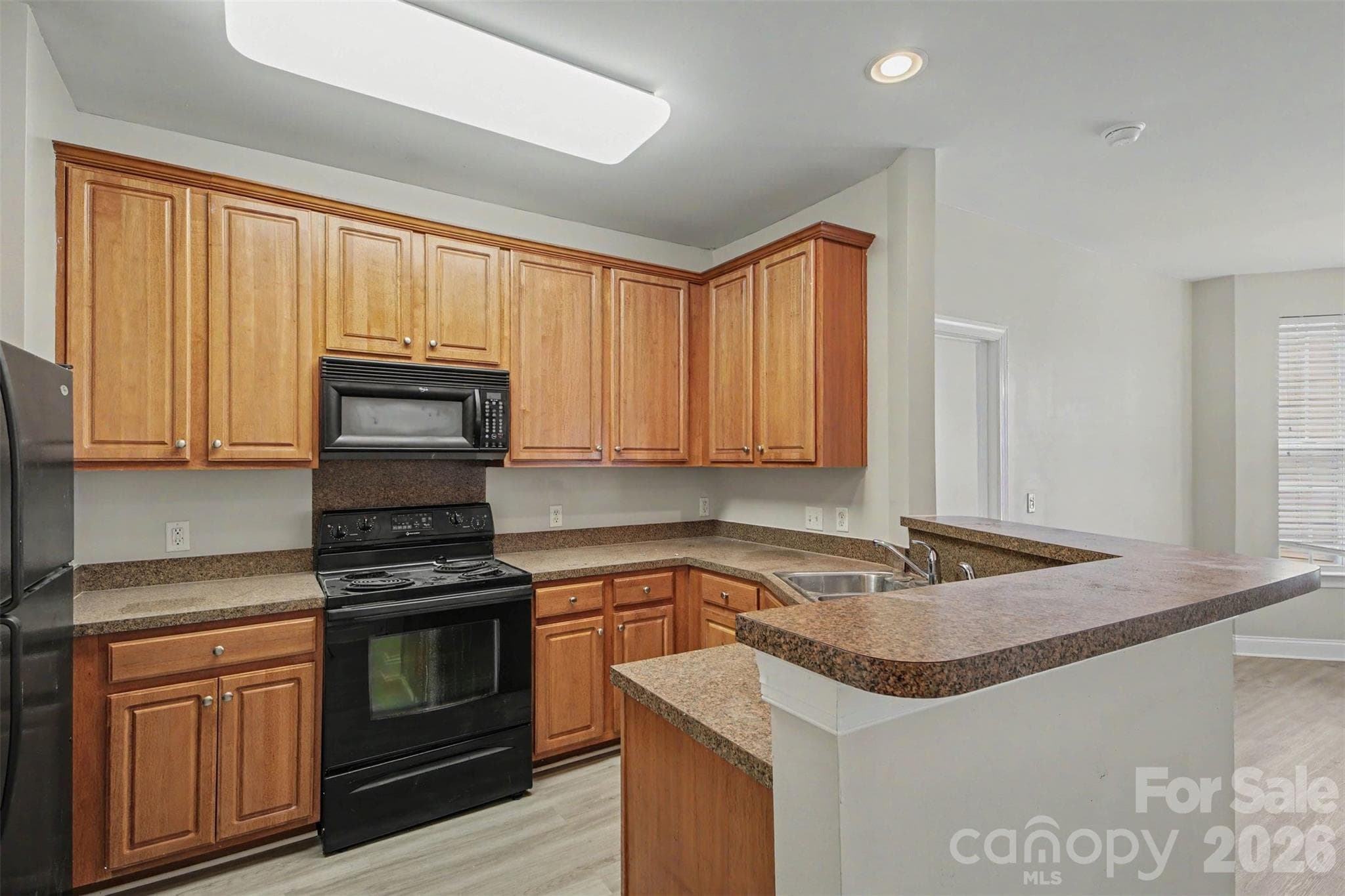 Condominium at 6858 Park Place Drive, Charlotte, photo 7 of 31