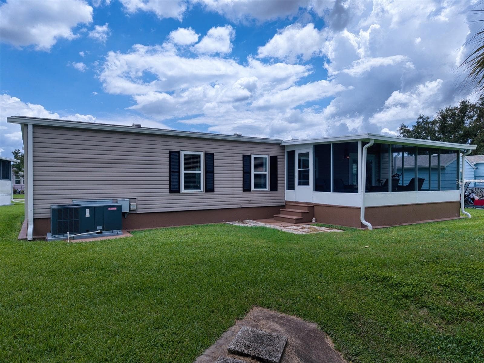 Manufactured Home at 158 OSPREY CIR, ELLENTON, photo 31 of 53