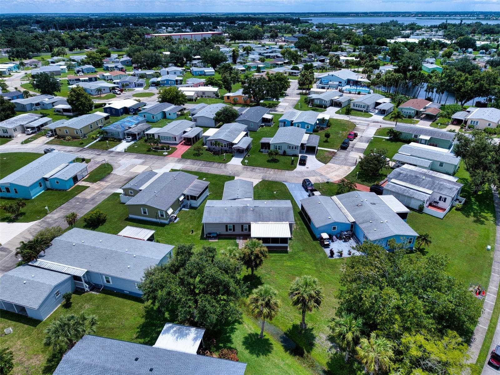 Manufactured Home at 158 OSPREY CIR, ELLENTON, photo 37 of 53