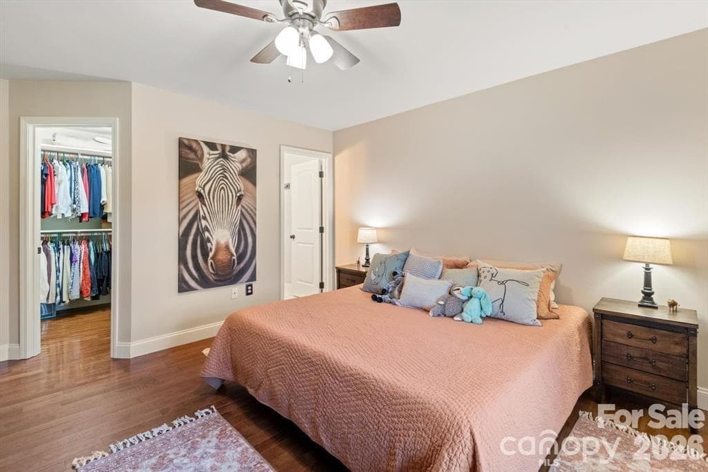 Primary Bedroom with en-suite bathroom - 1091 Bill Collins Road, Columbus