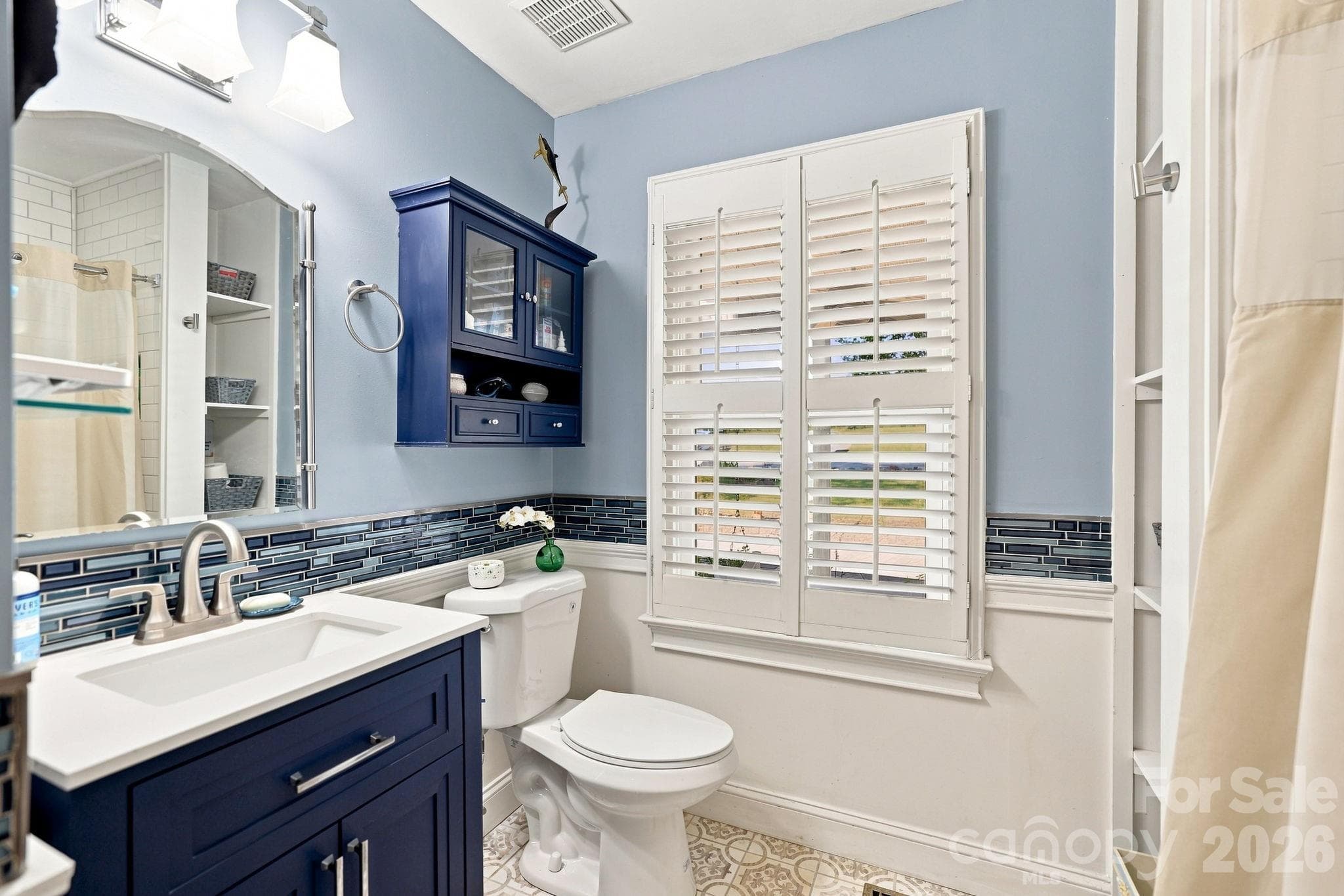 Full Bath - 205 Dornoch Drive, Matthews