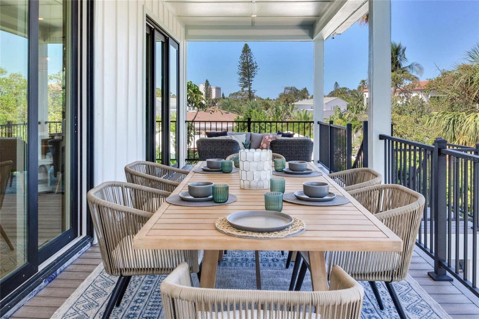 Single Family Residence at 8555 HERON LAGOON CIR, SARASOTA, photo 23 of 42