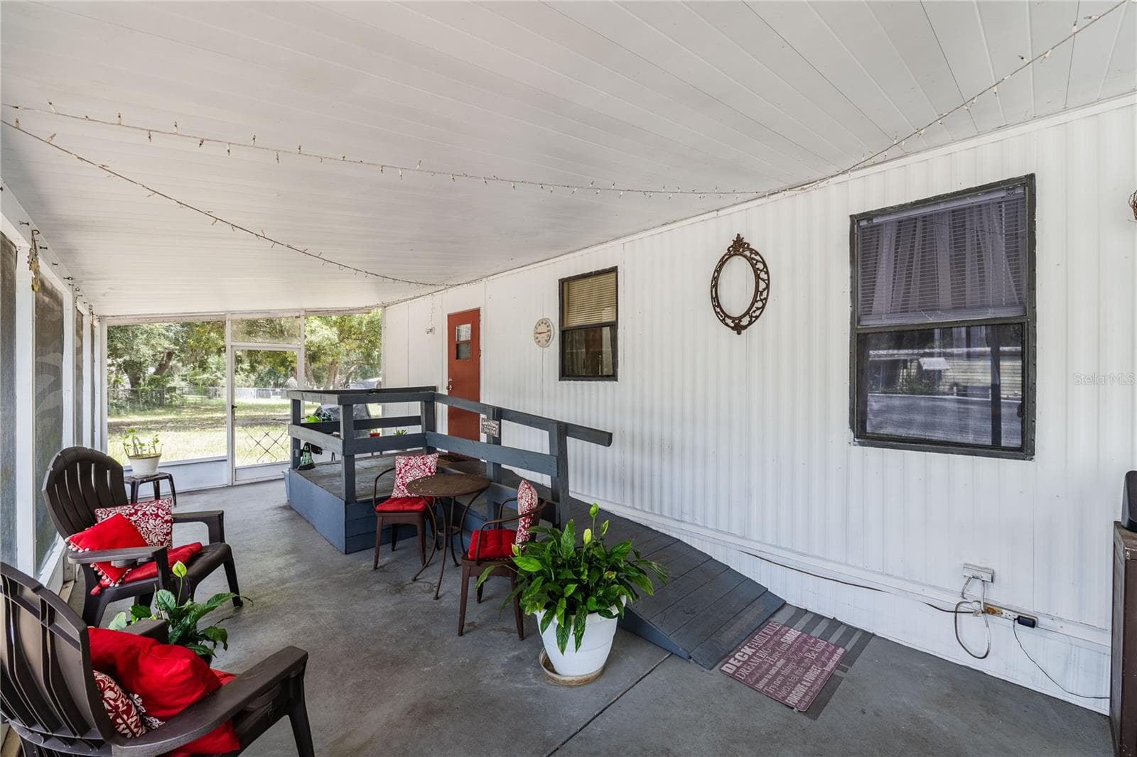 Manufactured Home at 8913 JERICHO CT, POLK CITY, photo 4 of 35