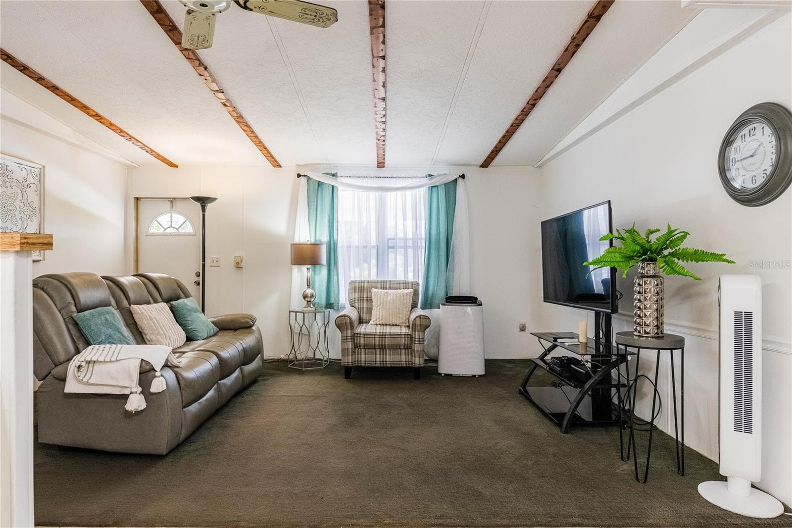 Manufactured Home at 8913 JERICHO CT, POLK CITY, photo 9 of 35