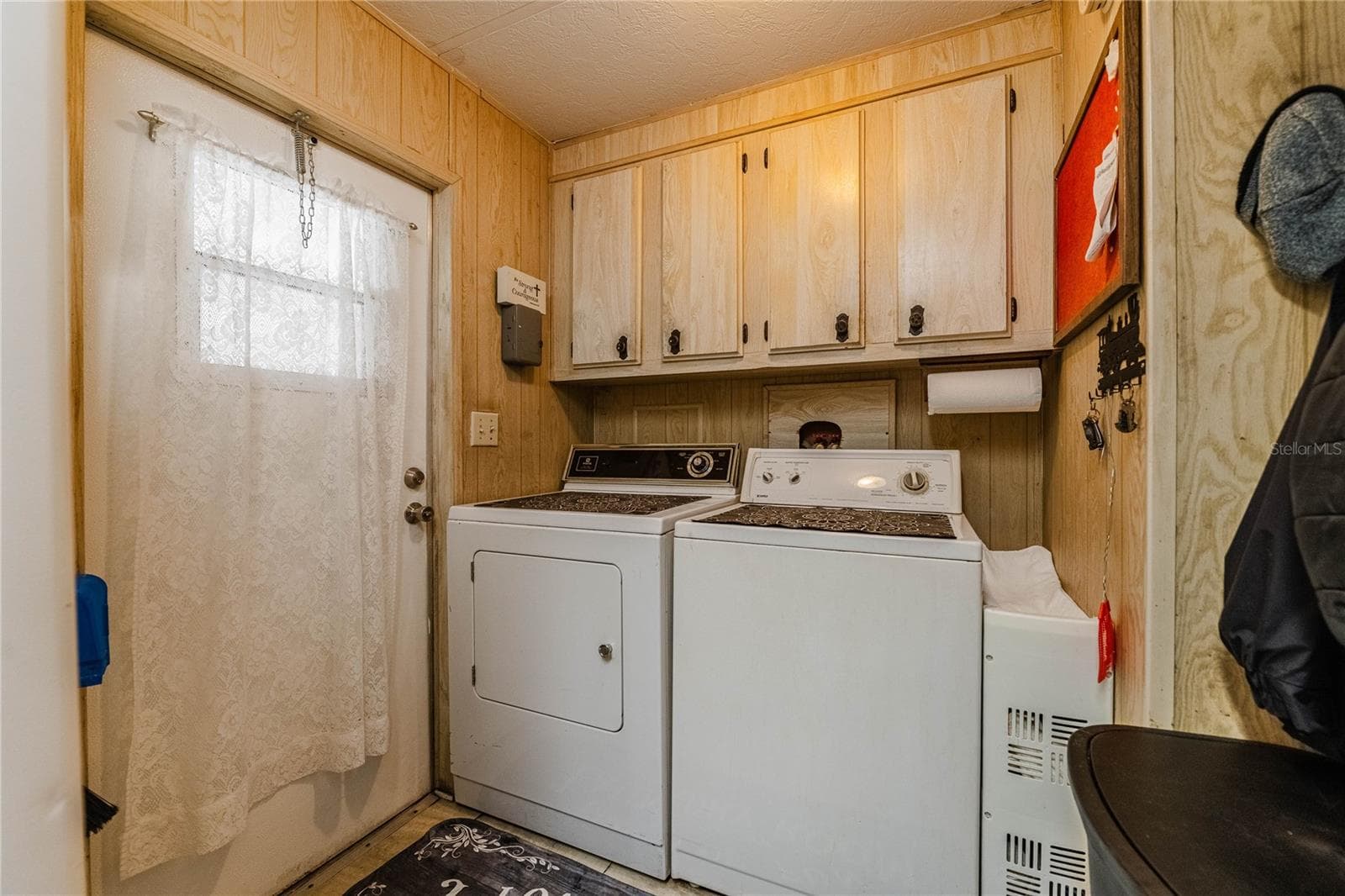Manufactured Home at 8913 JERICHO CT, POLK CITY, photo 17 of 35