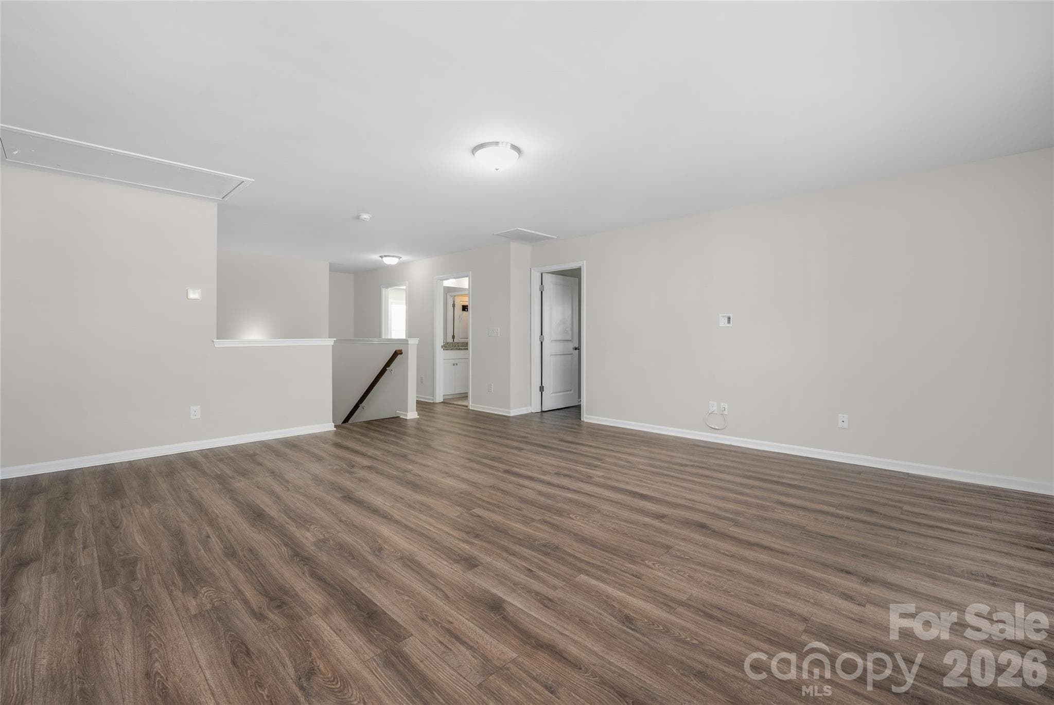 Upstairs bonus room - 144 Chance Road, Mooresville