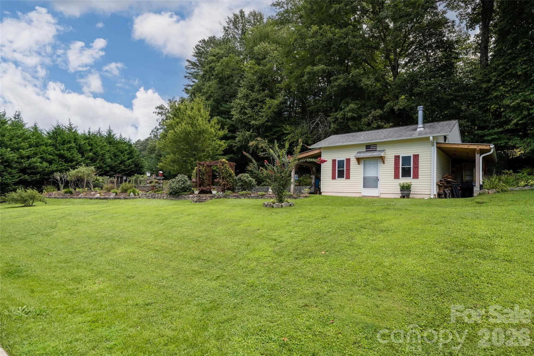 Single Family Residence at 40 Meadow Drive, Horse Shoe, photo 39 of 48