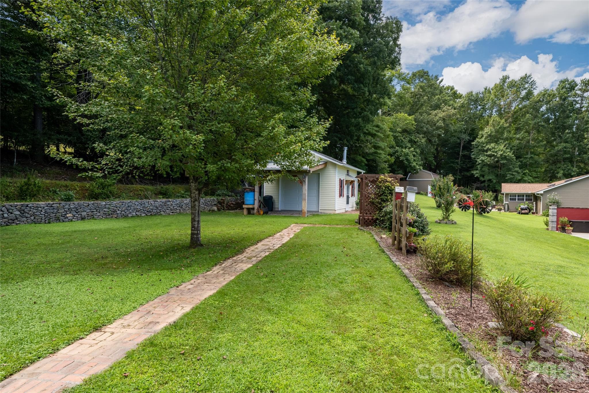 Single Family Residence at 40 Meadow Drive, Horse Shoe, photo 43 of 48