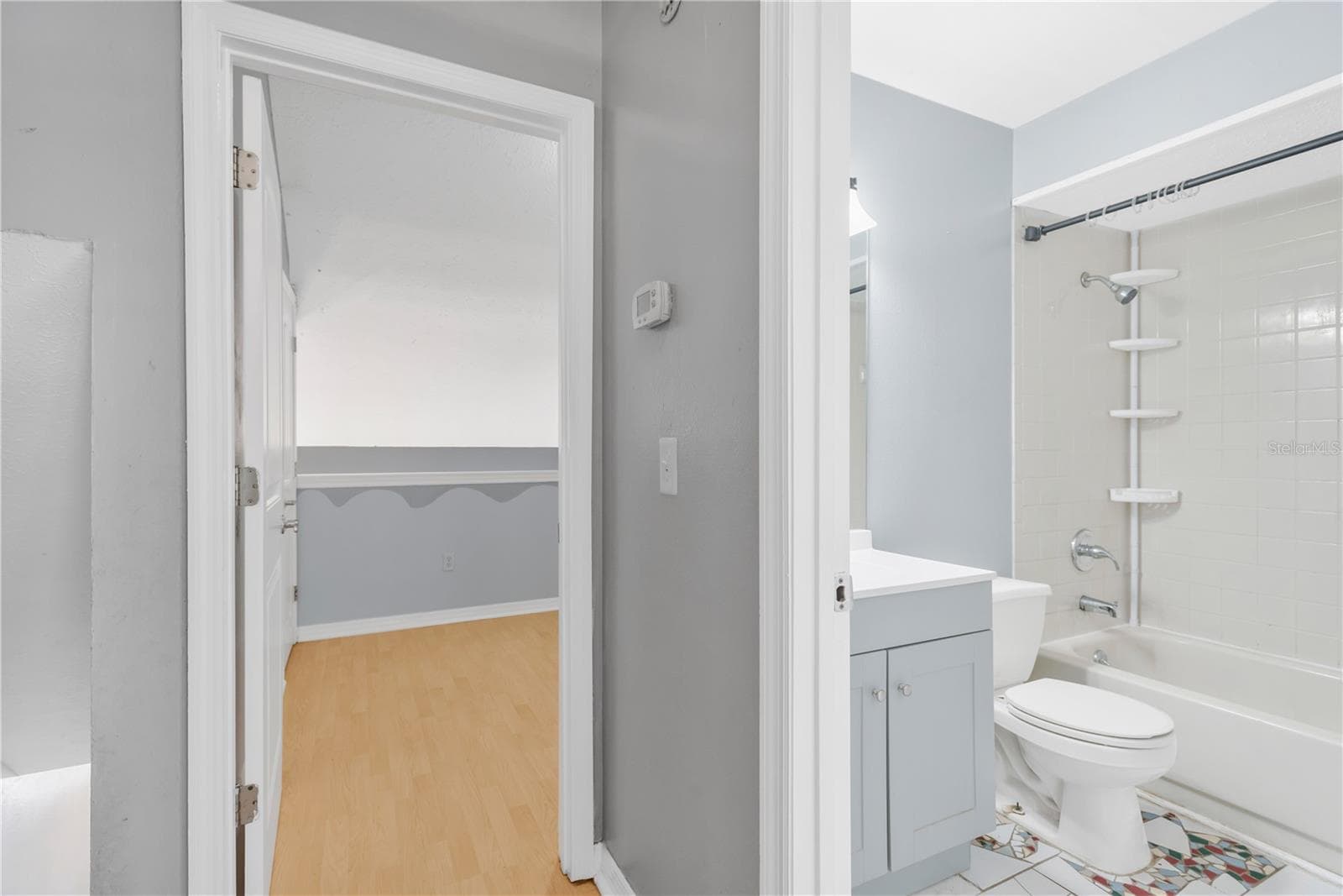 Townhouse at 609 SAINT HENRY DR, BRANDON, photo 14 of 18
