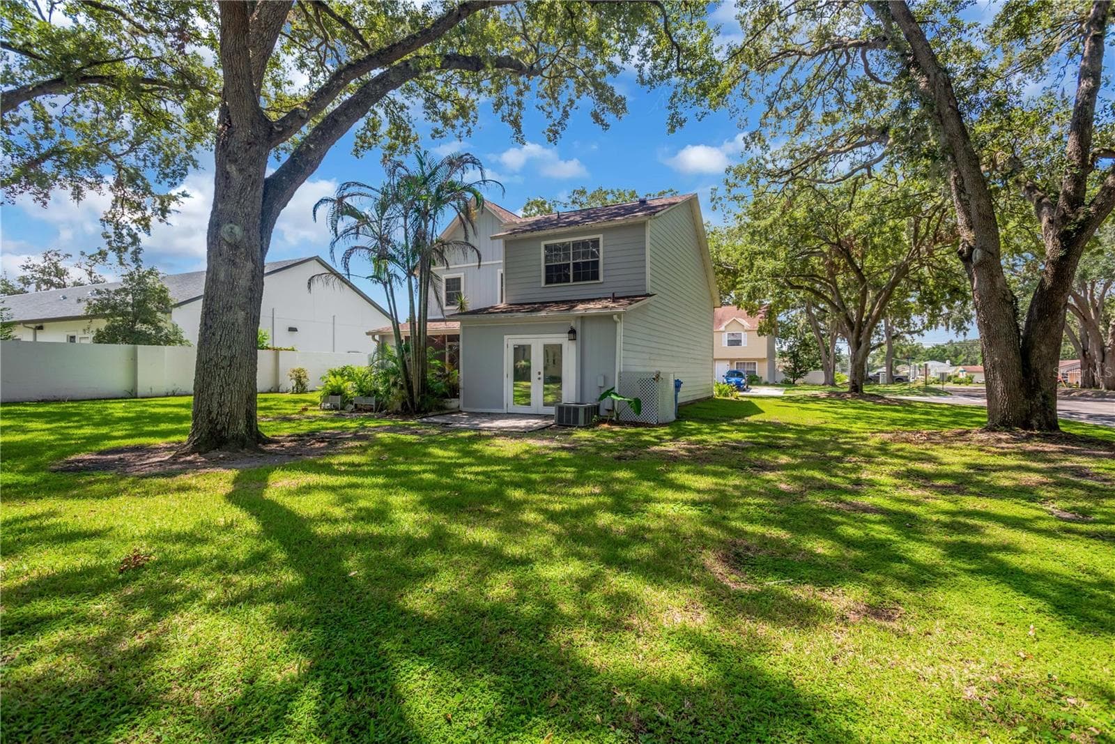 Townhouse at 609 SAINT HENRY DR, BRANDON, photo 17 of 18