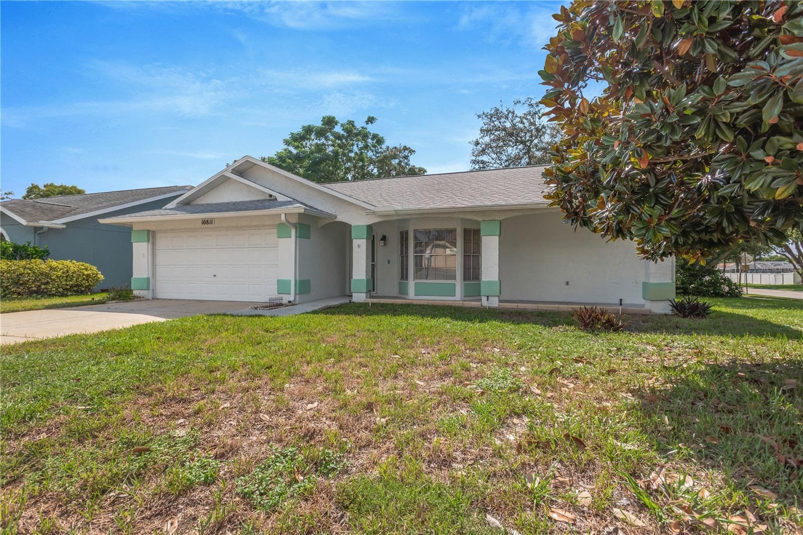 Single Family Residence at 10811 PEPPERTREE LN, PORT RICHEY, photo 3 of 15