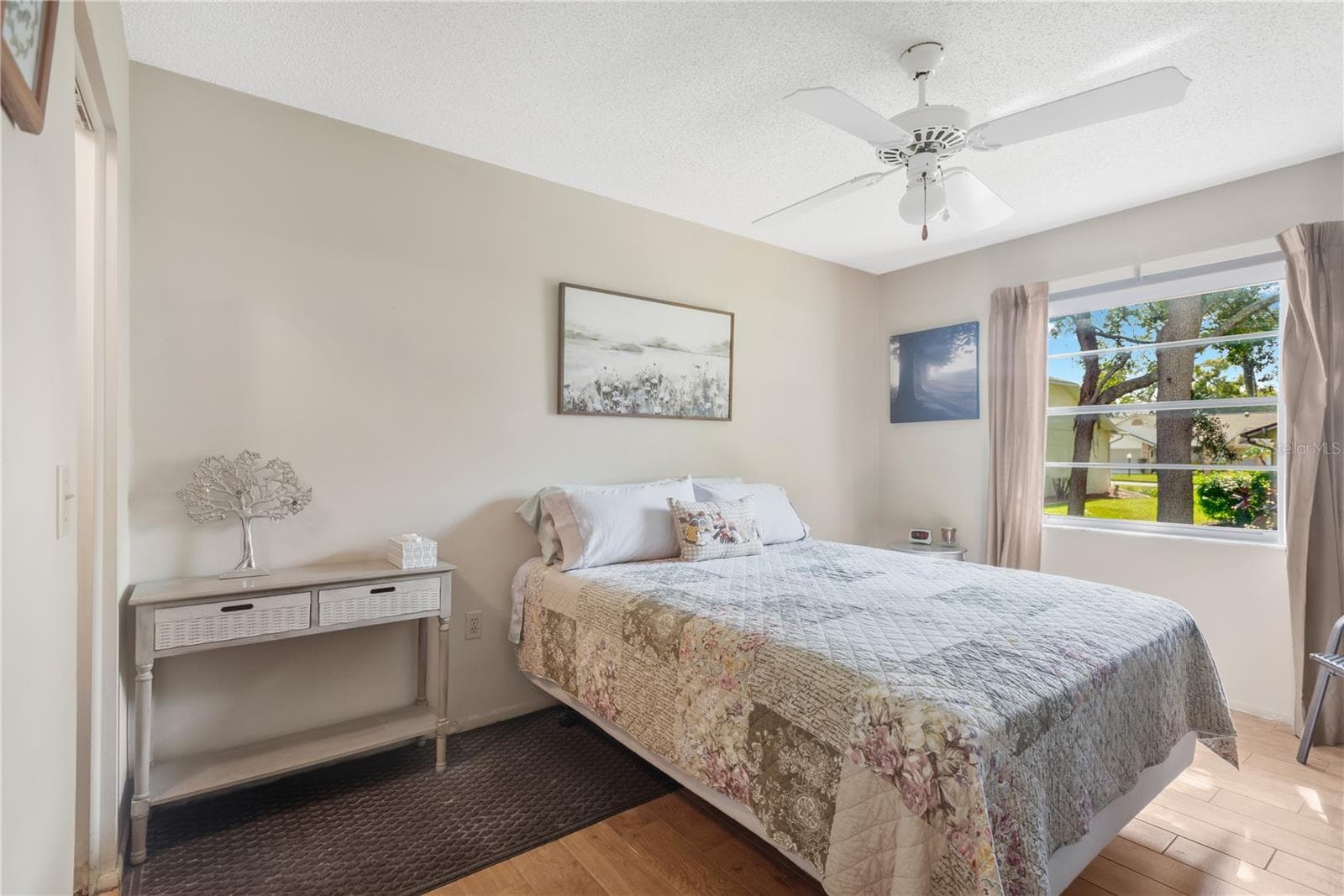 Single Family Residence at 10811 PEPPERTREE LN, PORT RICHEY, photo 5 of 15