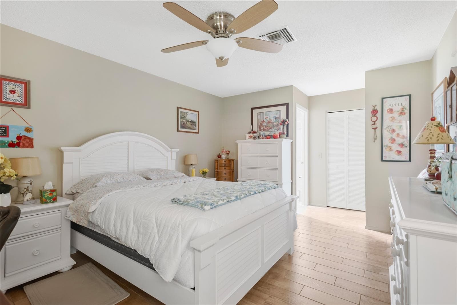 Single Family Residence at 10811 PEPPERTREE LN, PORT RICHEY, photo 15 of 15
