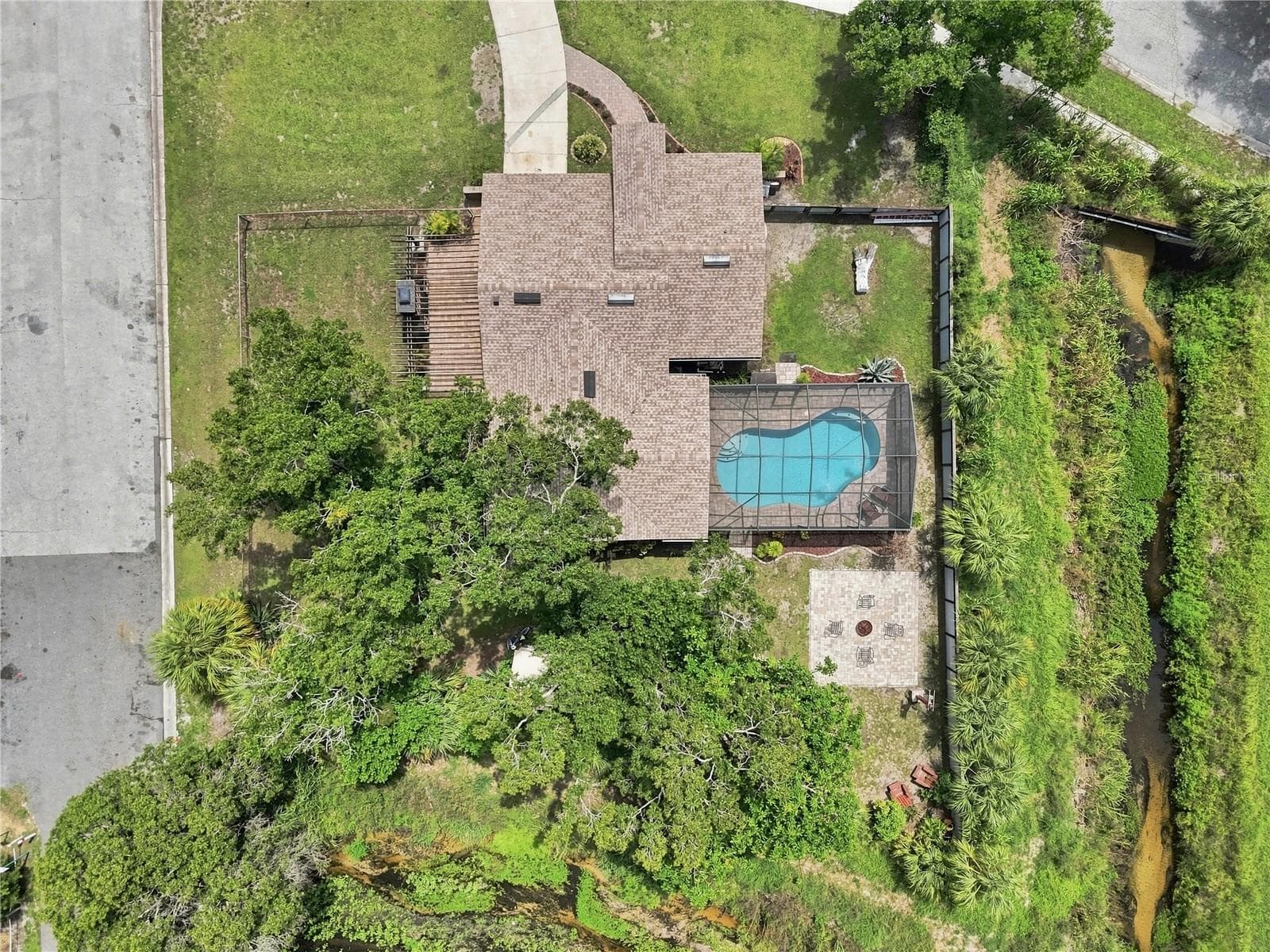 Aerial Views - 9020 AUBURN WAY, TAMPA