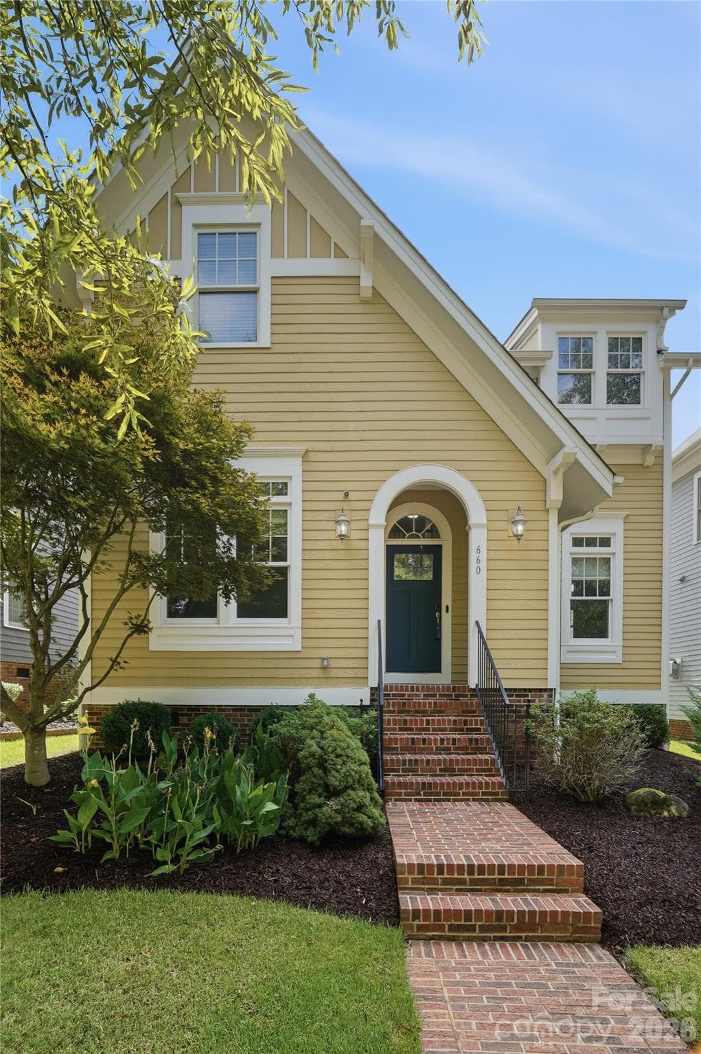 Single Family Residence at 660 Revival Row, Fort Mill, photo 4 of 38