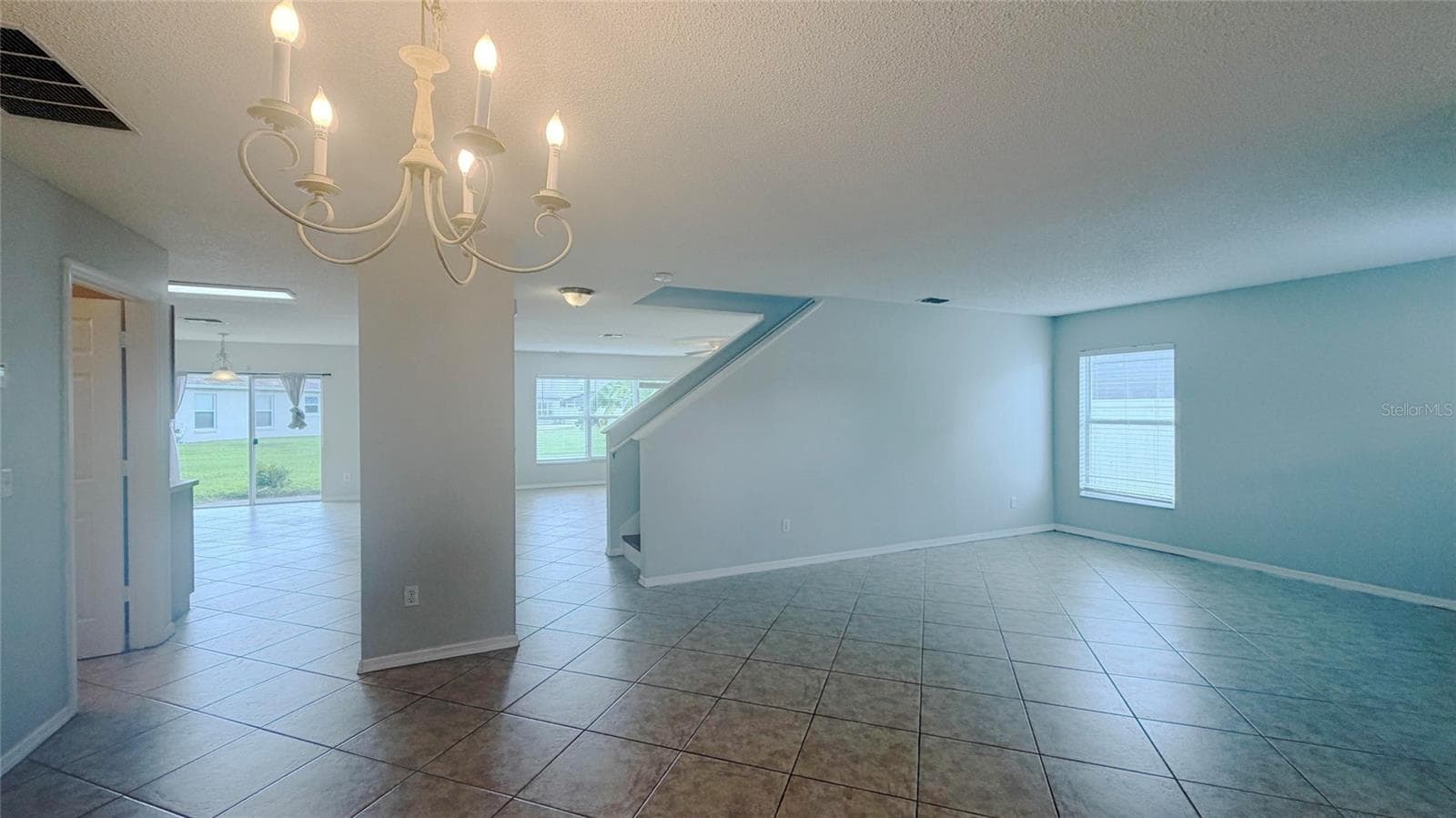 Single Family Residence at 831 HORSESHOE FALLS DR, ORLANDO, photo 3 of 26