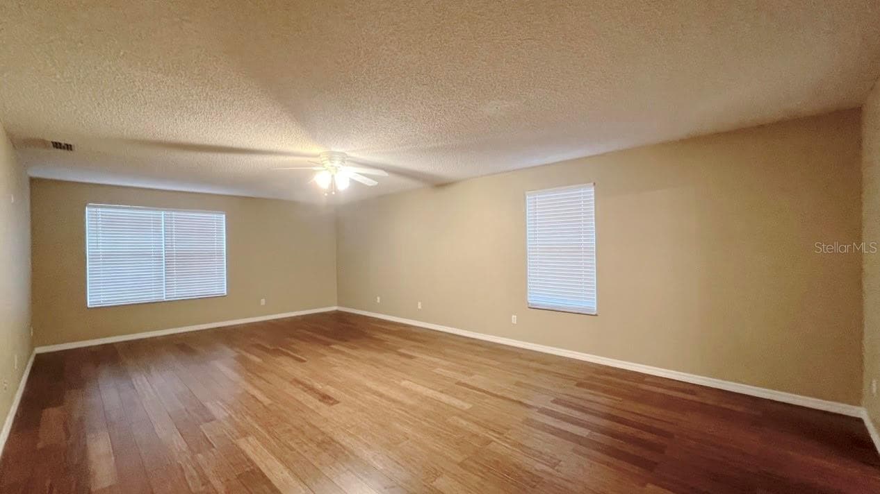 Single Family Residence at 831 HORSESHOE FALLS DR, ORLANDO, photo 16 of 26