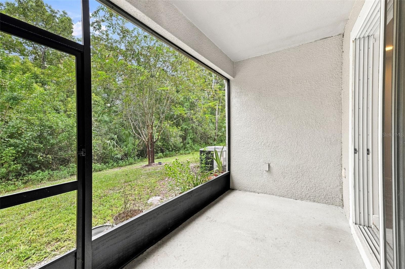 Townhouse at 17871 STELLA MOON PL, LUTZ, photo 16 of 33