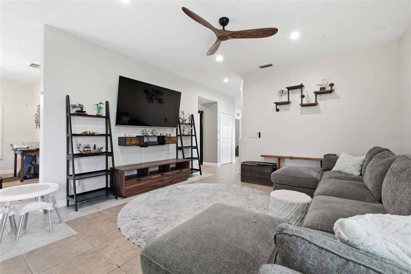 Single Family Residence at 1873 64TH AVE N, ST PETERSBURG, photo 10 of 59