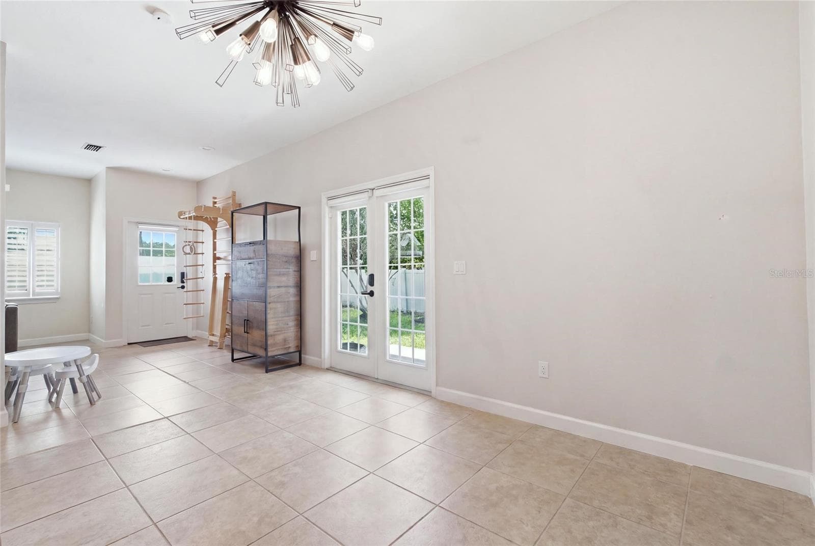 Single Family Residence at 1873 64TH AVE N, ST PETERSBURG, photo 13 of 59