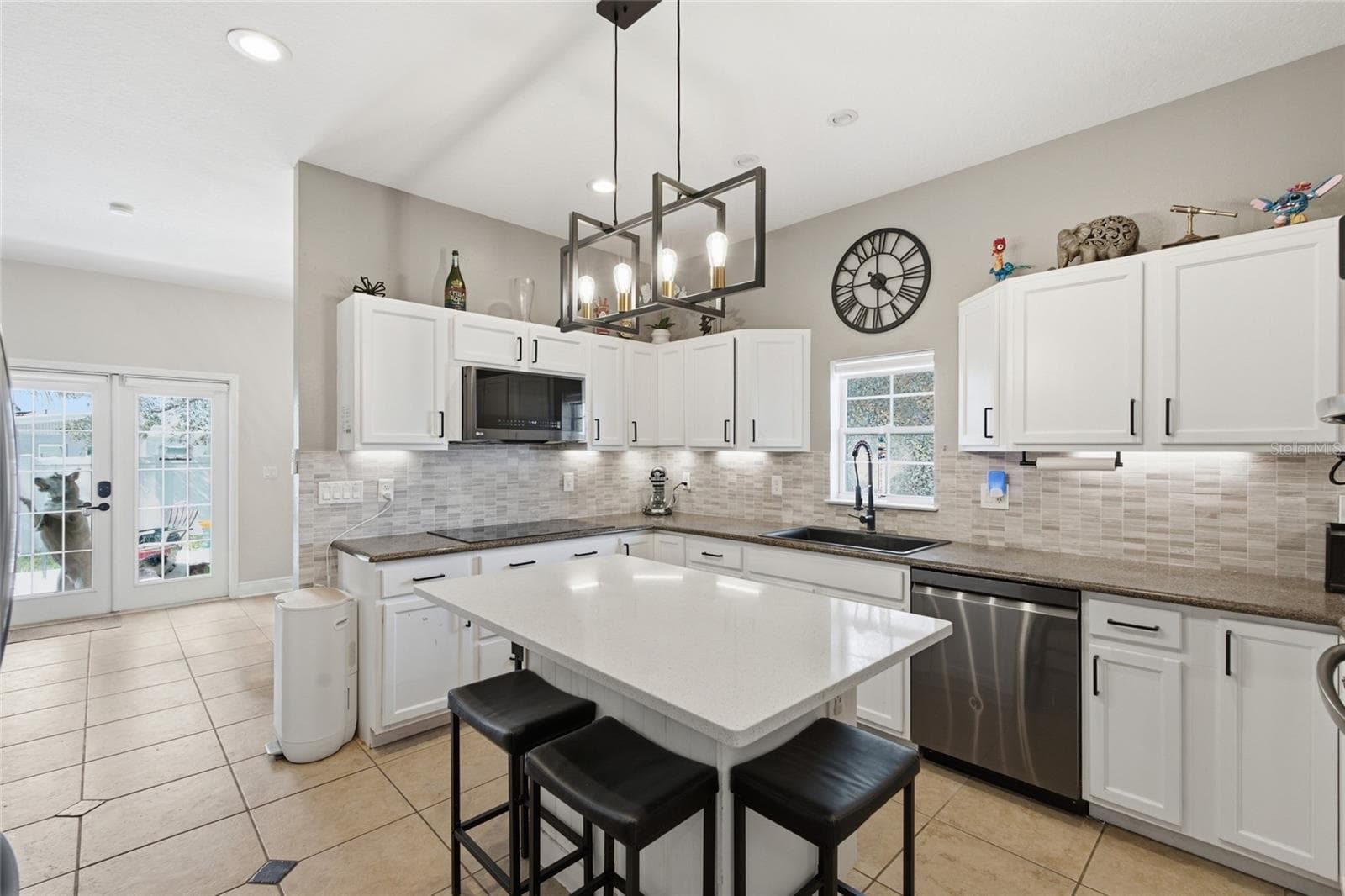 Single Family Residence at 1873 64TH AVE N, ST PETERSBURG, photo 16 of 59
