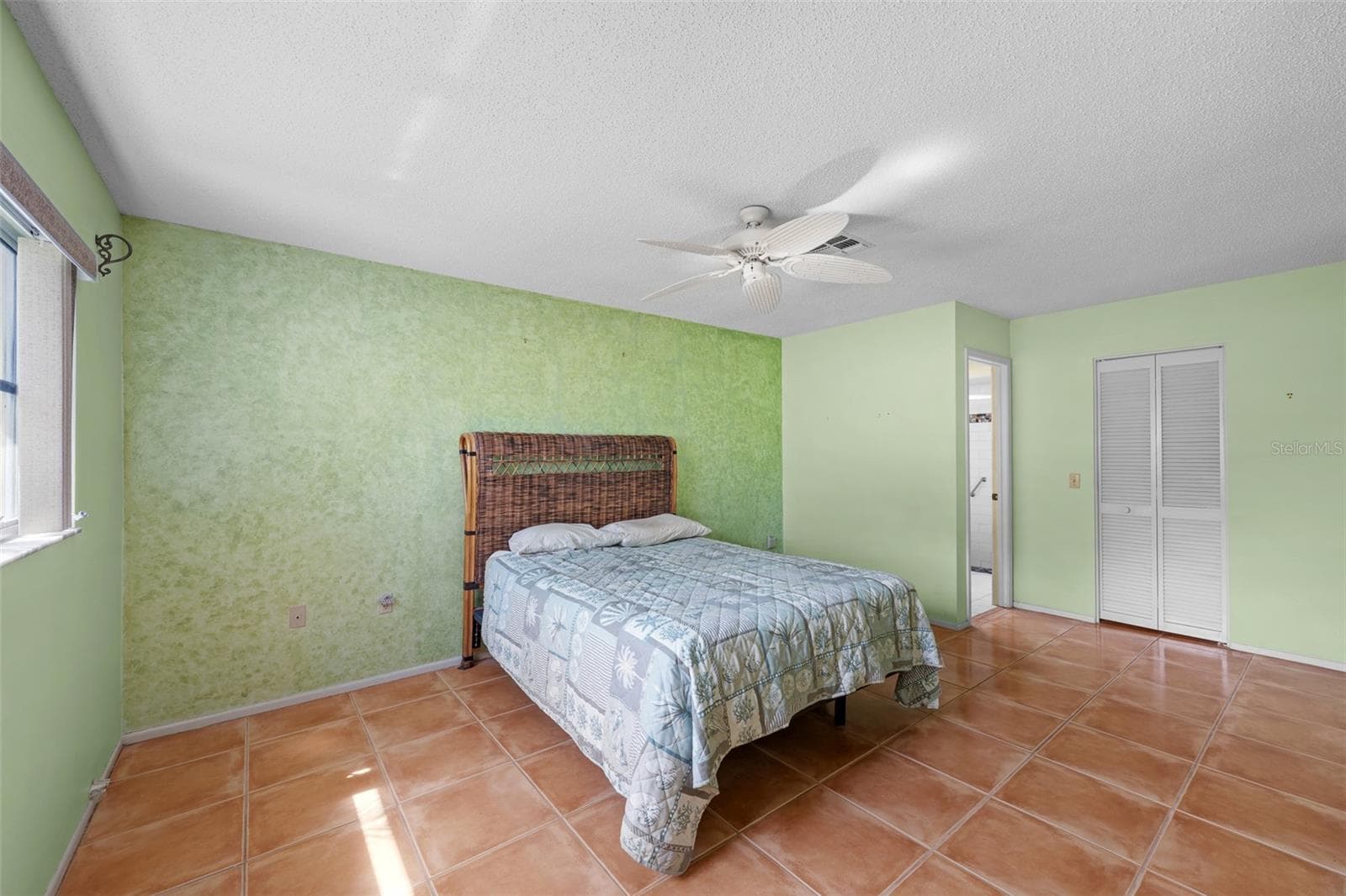 Single Family Residence at 8643 GOLD PINE DR, PORT RICHEY, photo 5 of 32