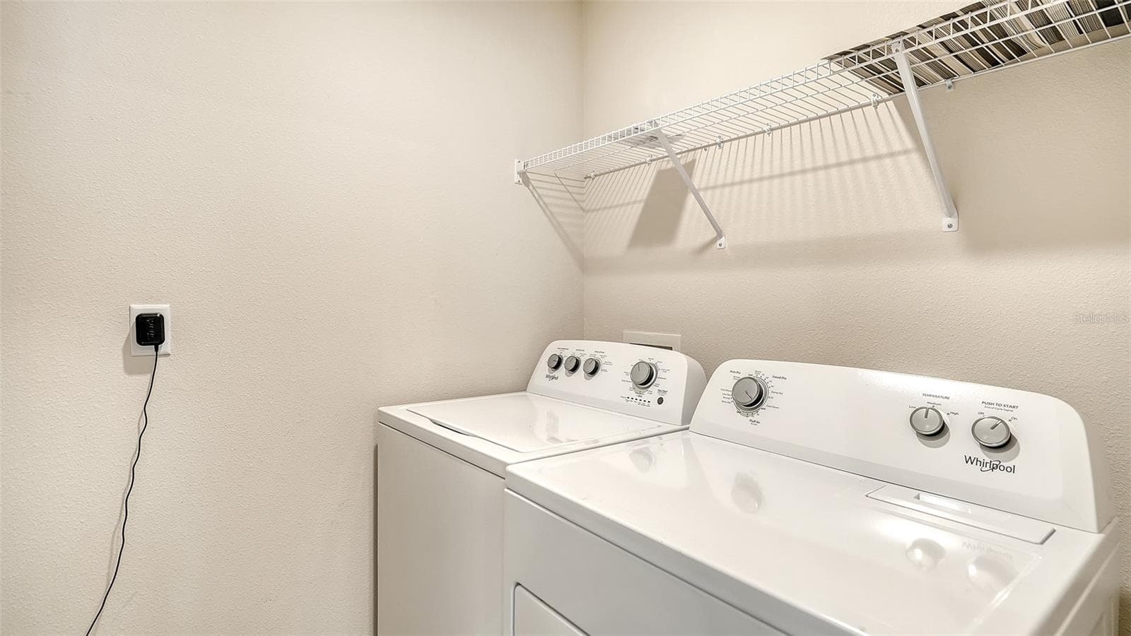 Laundry Room - 10402 CHARLOTTE DR, PARRISH