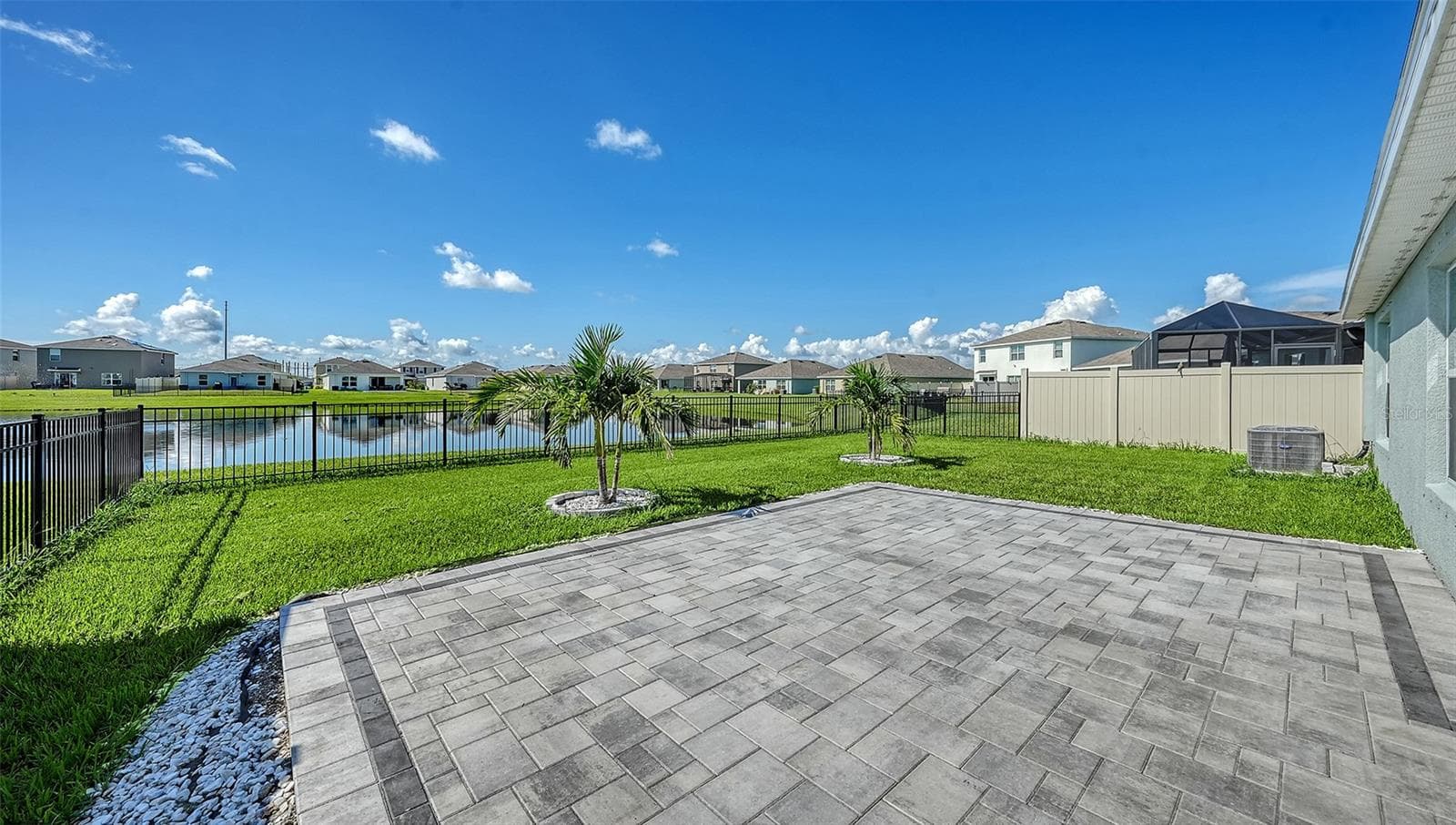 Fenced in back yard. - 10402 CHARLOTTE DR, PARRISH