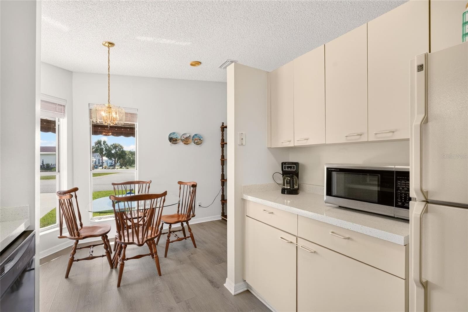 Breakfest Nook - 1207 PALMETTO DR, THE VILLAGES