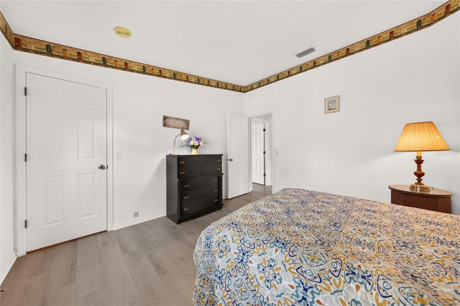 Speakers in Every Room - 1207 PALMETTO DR, THE VILLAGES