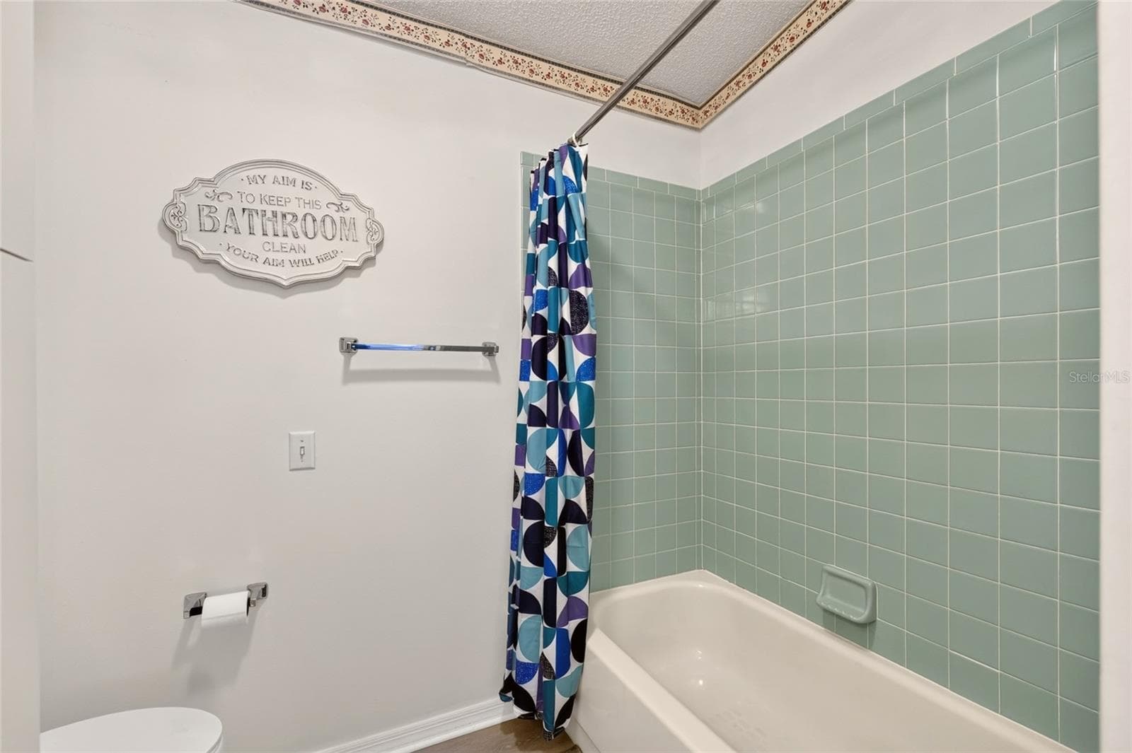 Tub/Shower Combo - 1207 PALMETTO DR, THE VILLAGES