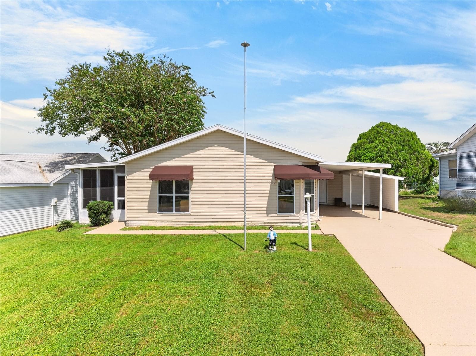 Single Family Residence at 1207 PALMETTO DR, THE VILLAGES, photo 60 of 71