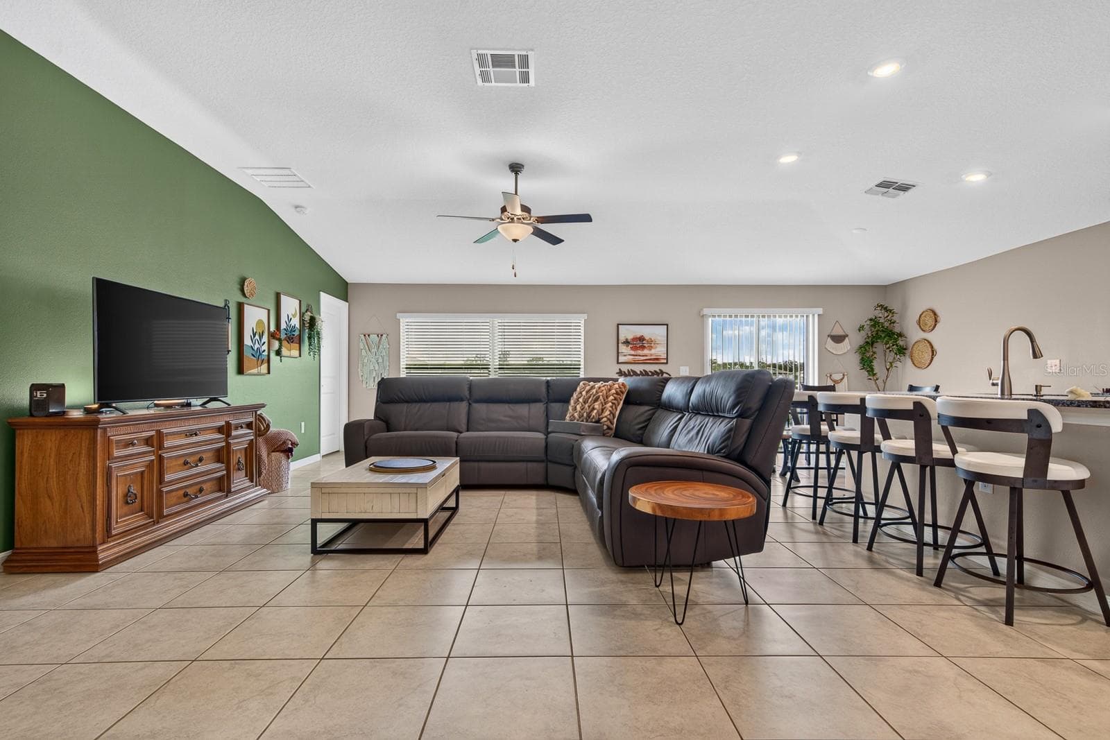 Single Family Residence at 12826 WILDFLOWER MEADOW DR, RIVERVIEW, photo 7 of 60