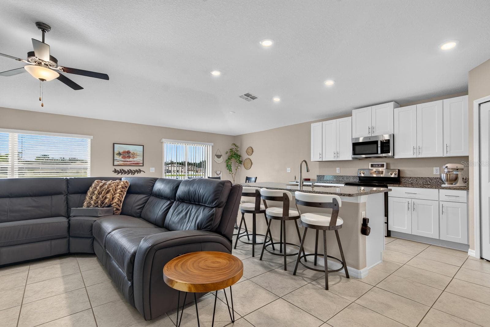 Single Family Residence at 12826 WILDFLOWER MEADOW DR, RIVERVIEW, photo 8 of 60