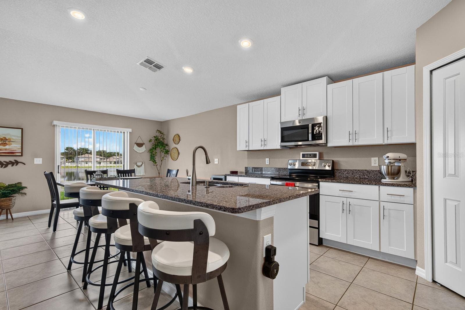Single Family Residence at 12826 WILDFLOWER MEADOW DR, RIVERVIEW, photo 9 of 60