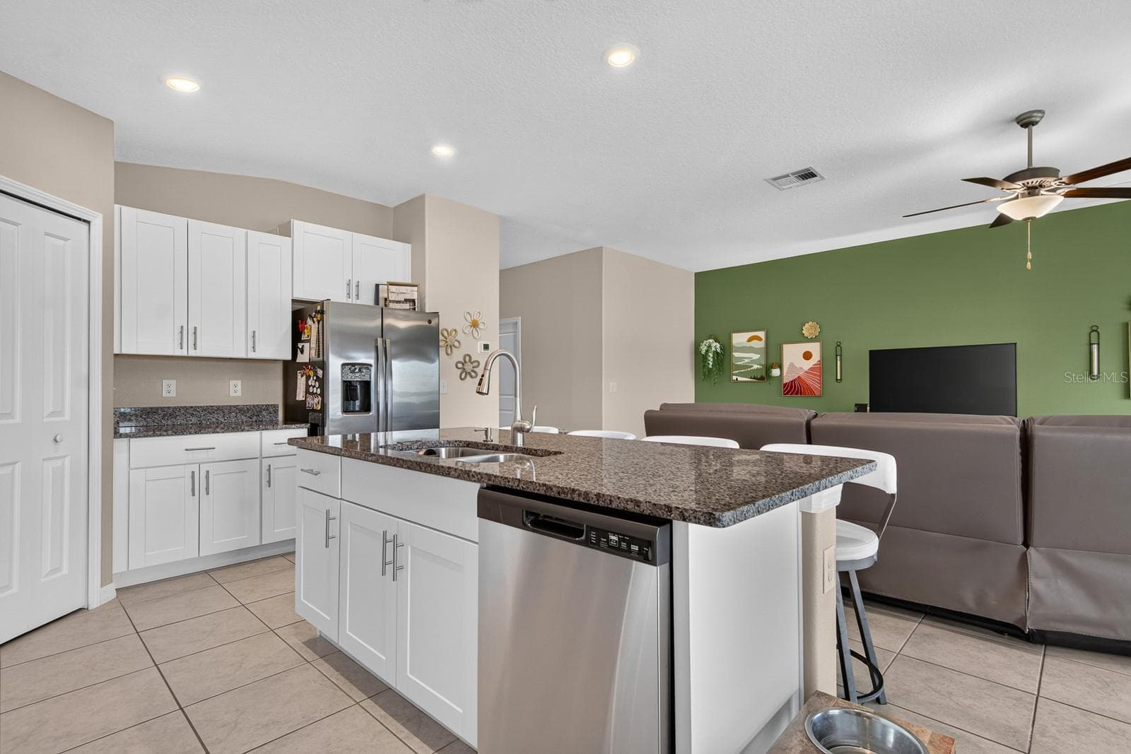 Single Family Residence at 12826 WILDFLOWER MEADOW DR, RIVERVIEW, photo 15 of 60