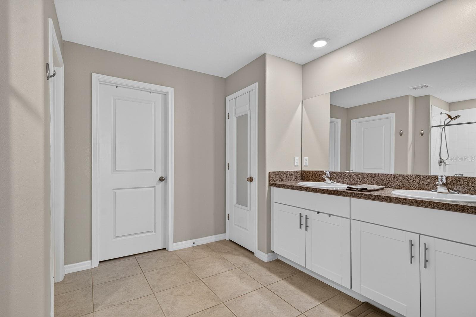 Single Family Residence at 12826 WILDFLOWER MEADOW DR, RIVERVIEW, photo 28 of 60