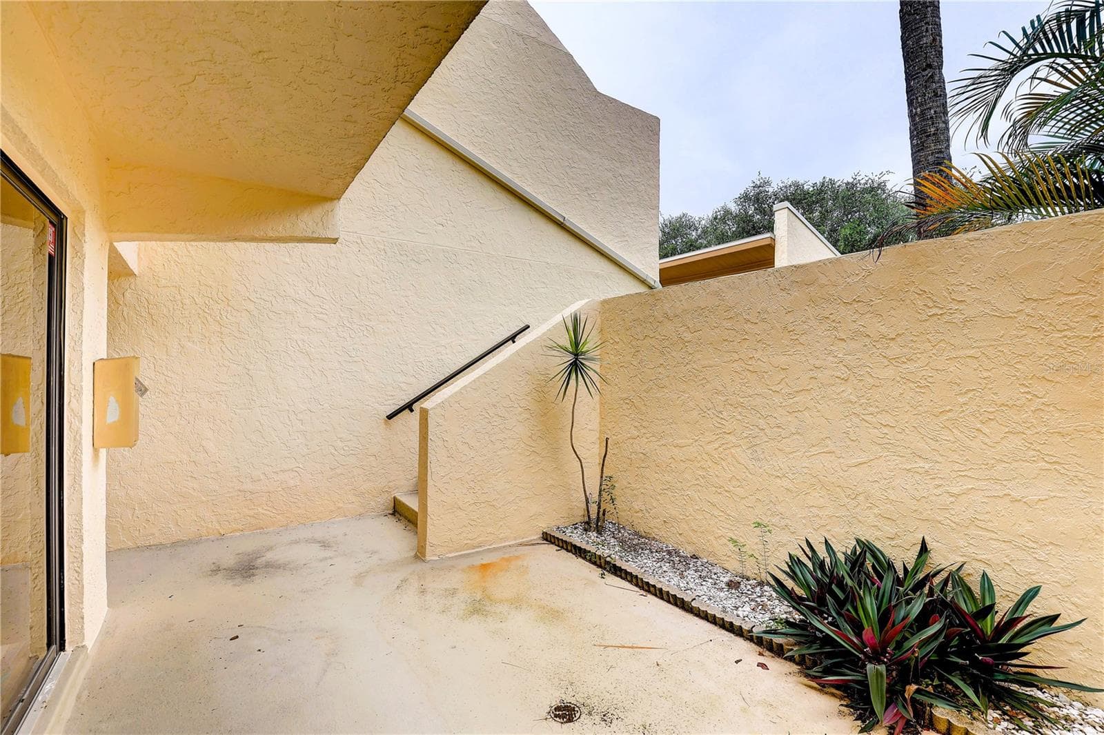 Condominium at 7510 SUNSHINE SKYWAY LN S #T13, ST PETERSBURG, photo 19 of 28