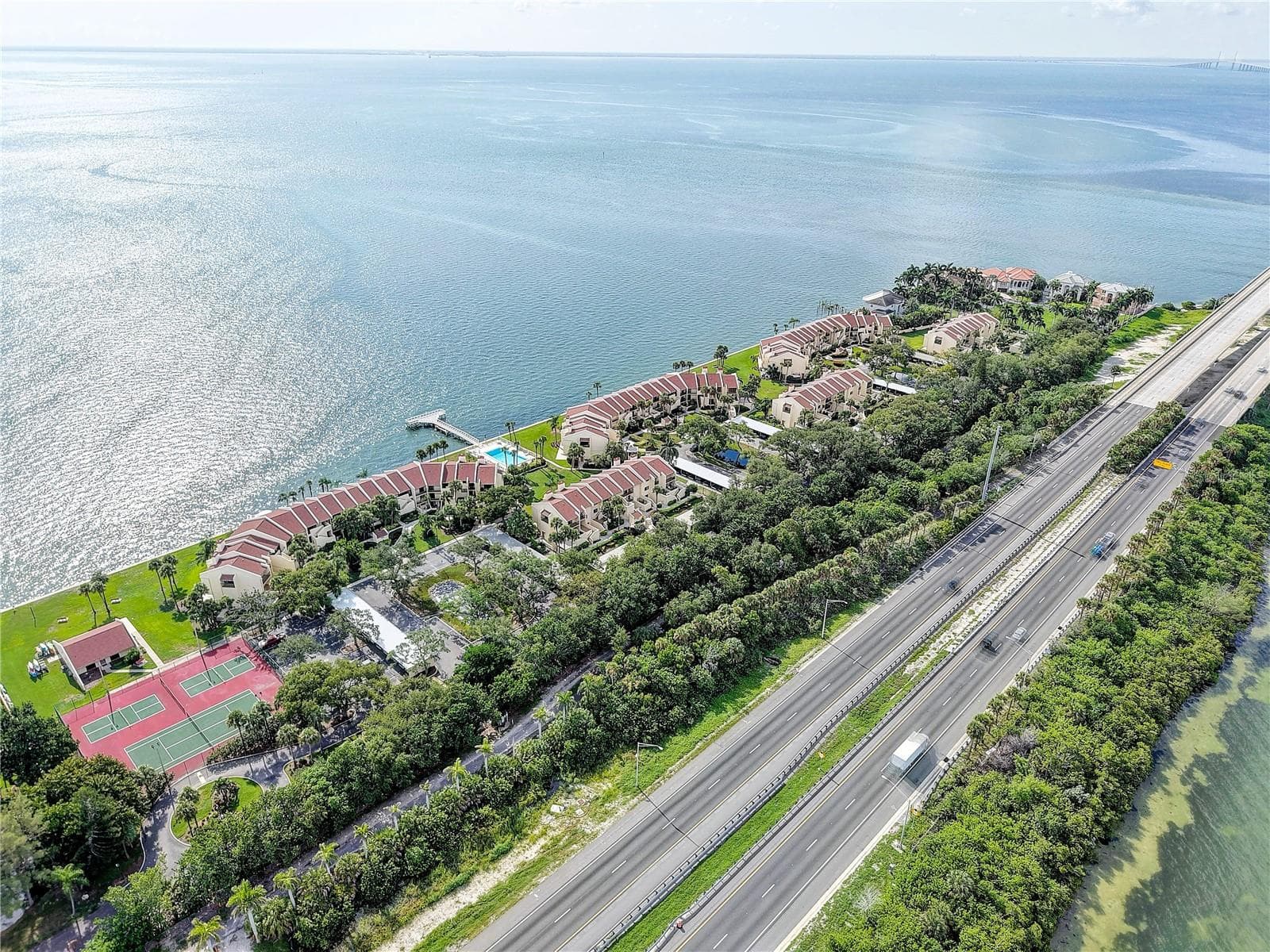 Condominium at 7510 SUNSHINE SKYWAY LN S #T13, ST PETERSBURG, photo 25 of 28